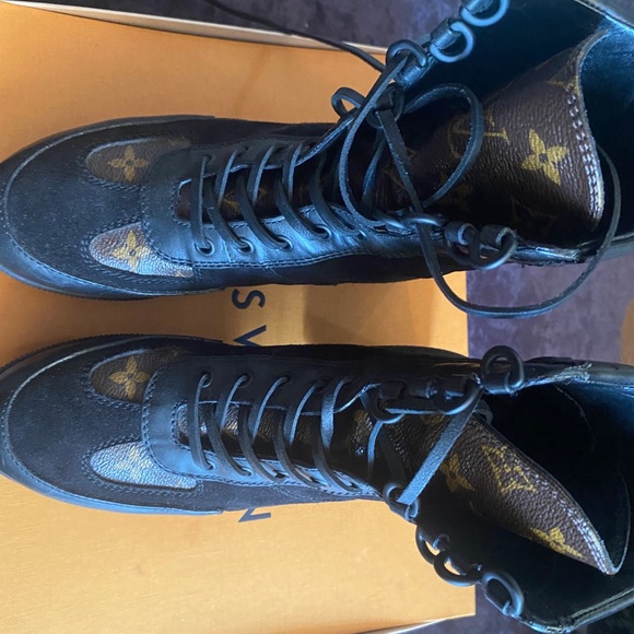 Louis Vuitton desert boots - Picture 3 of 4